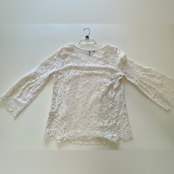 WHBM V-Neck Long Sleeve Lace Top Size Medium - Picture 5 of 13